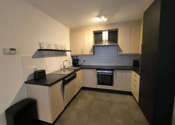 Family Time Avec Parking Gratuit Et Menage Compris 奥斯滕德