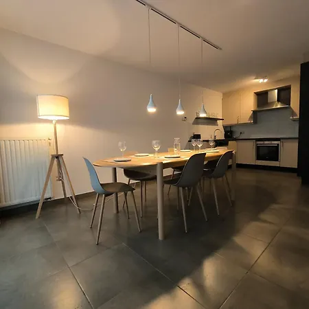 Family Time Avec Parking Gratuit Et Menage Compris * Oostende